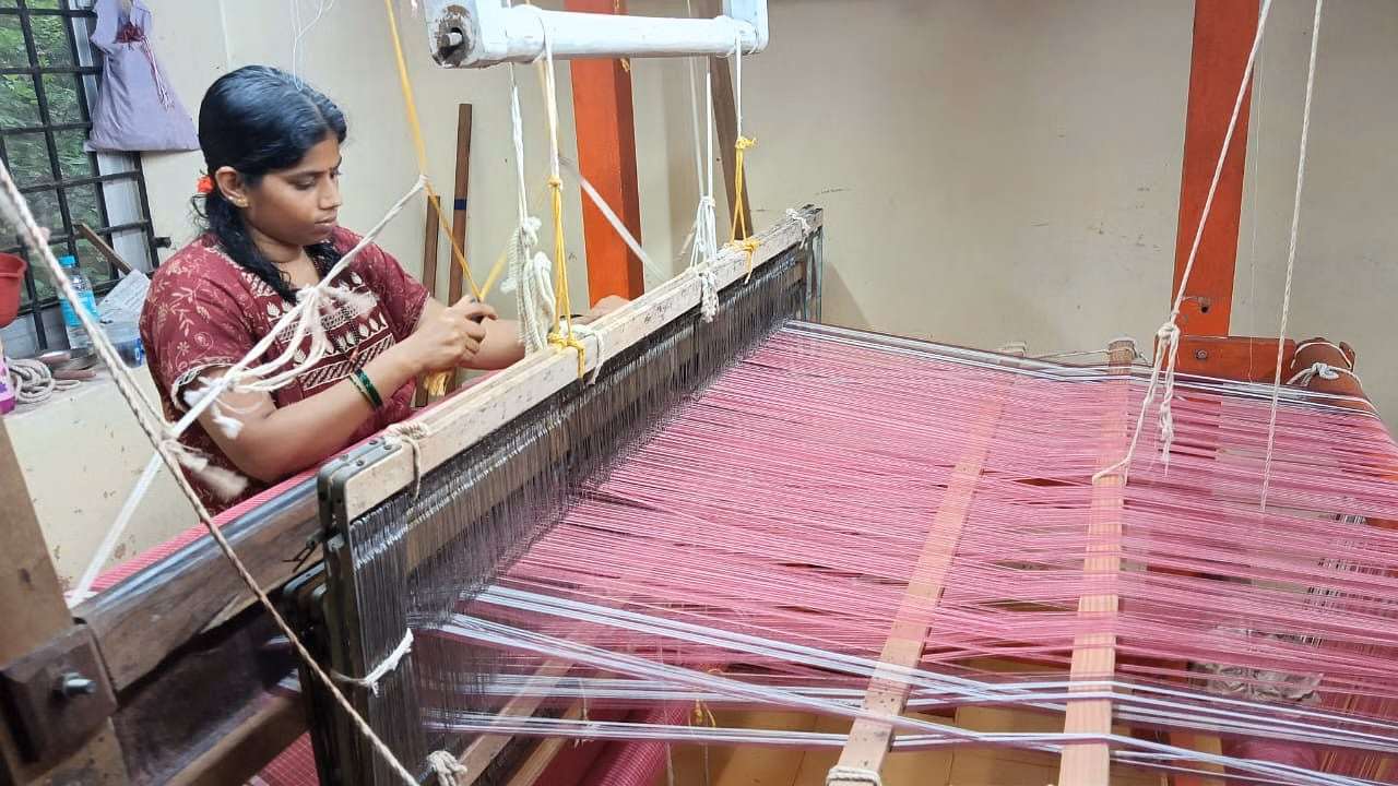 Handmade, Not Mass-Made: Why Supporting Local Crafts Matters More Than Ever